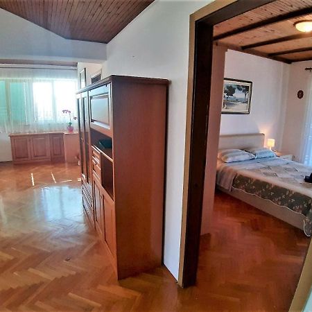 Apt Mirella Apartment Rovinj Extérieur photo
