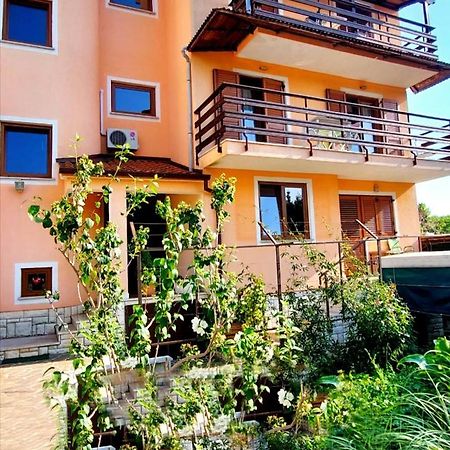 Apt Mirella Apartment Rovinj Extérieur photo