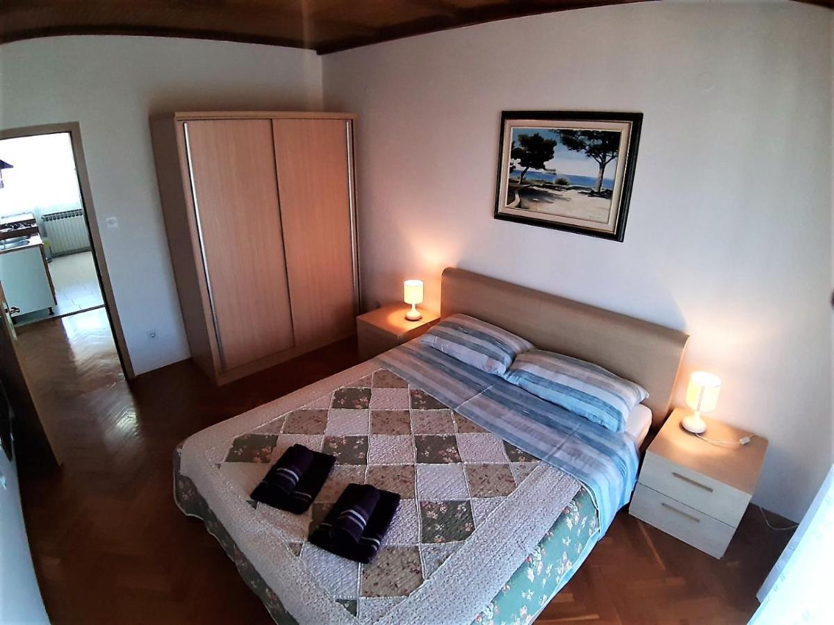 Apt Mirella Apartment Rovinj Extérieur photo